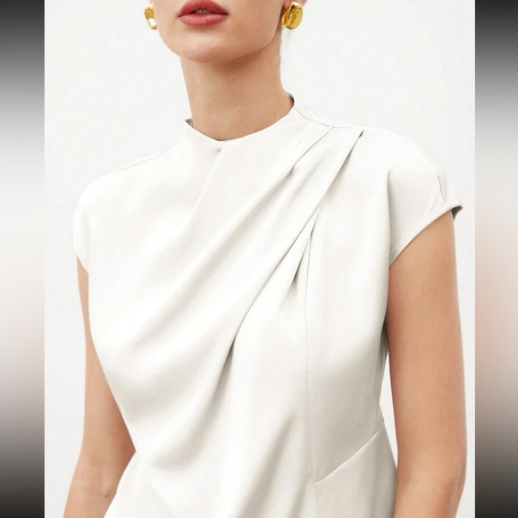 Luxe black elegant pleated blouse - Picture 9 of 16